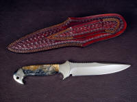 Note double row stitching on sheath back and belt loop of this Cygnus-Horrocks Magnum custom knife sheath